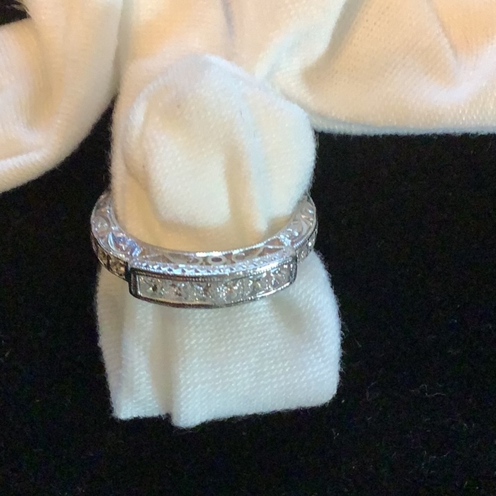 Exquisite Anniversary PLATINUM Diamond Anniversary Ring.
